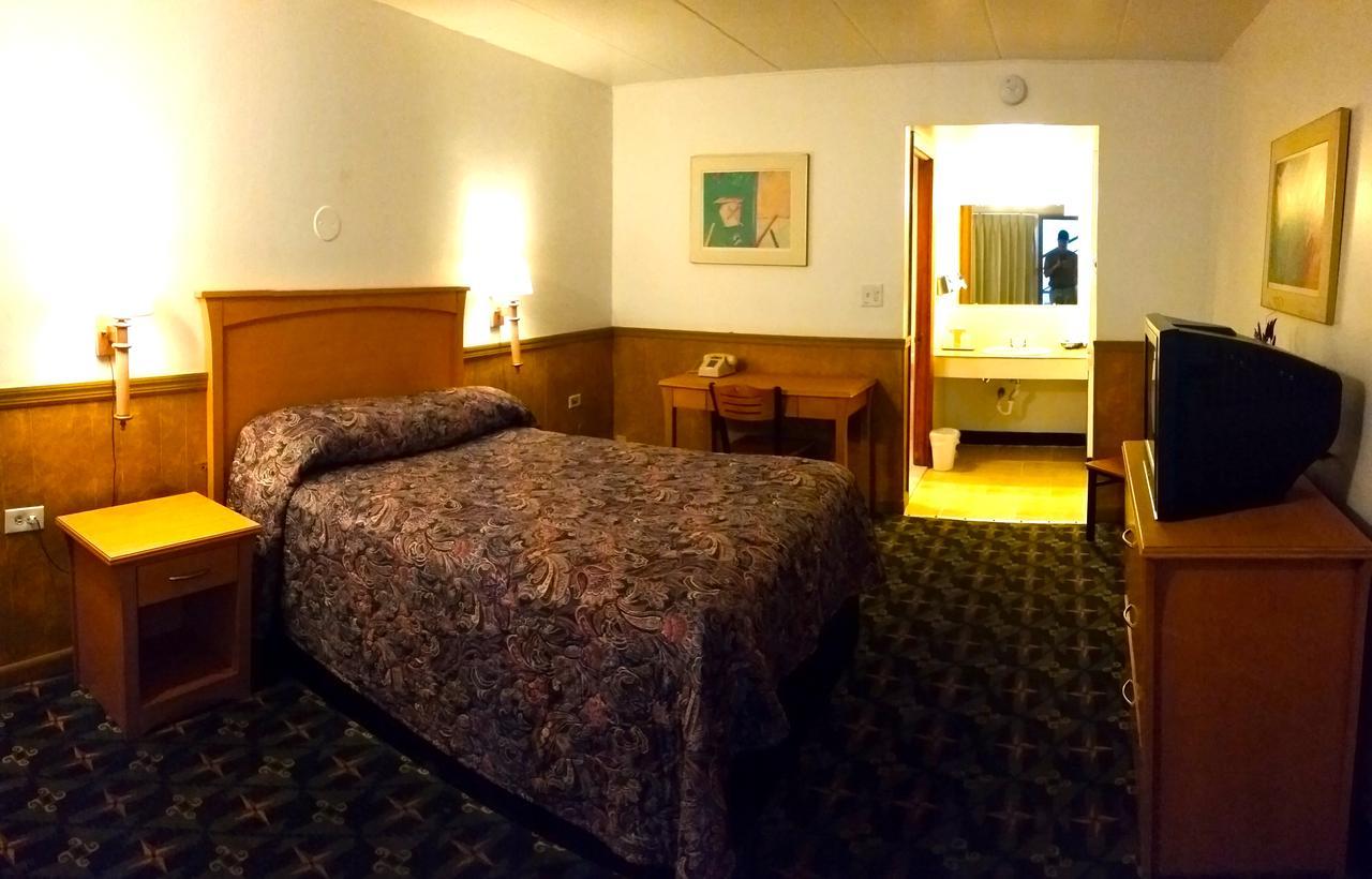 Beltway Motel And Suites Halethorpe Экстерьер фото